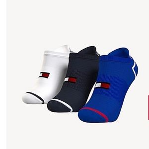 Tommy Hilfiger 3-pk kids socks. Size Medium. Brand New, in original packaging